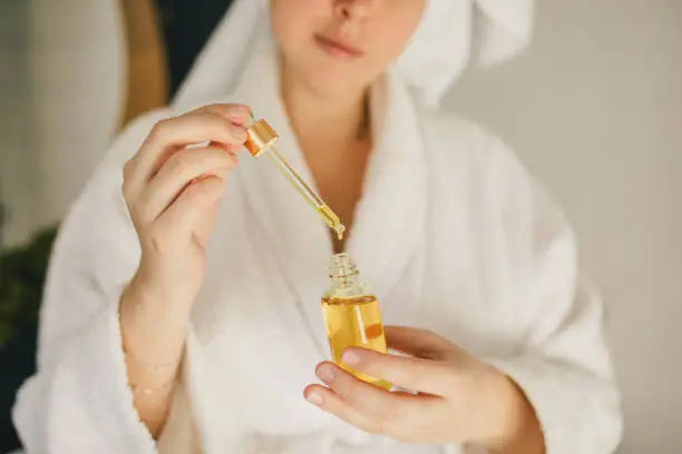 The Link Between Hydration and Healthy Skin Oils