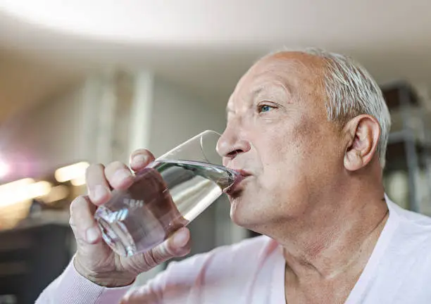 How Hydration Supports Brain Health in Aging