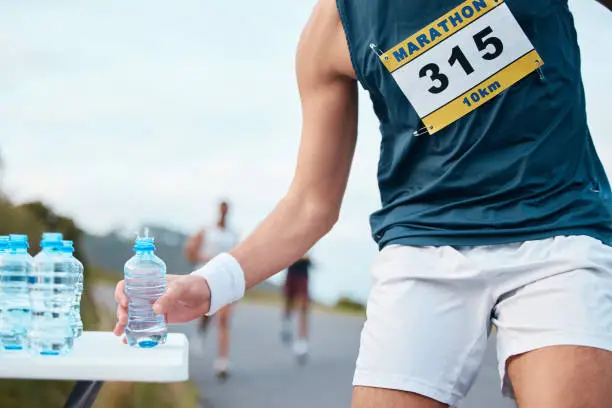 Hydration and Long-Distance Running: The Ultimate Guide